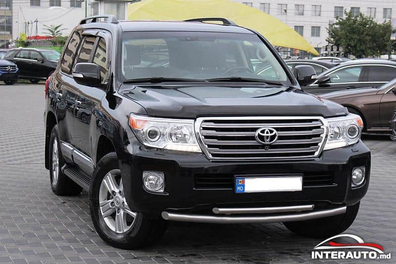 2012 Toyota Land Cruiser