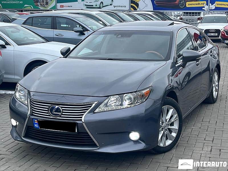 2012 Lexus ES 300h — Foto 1