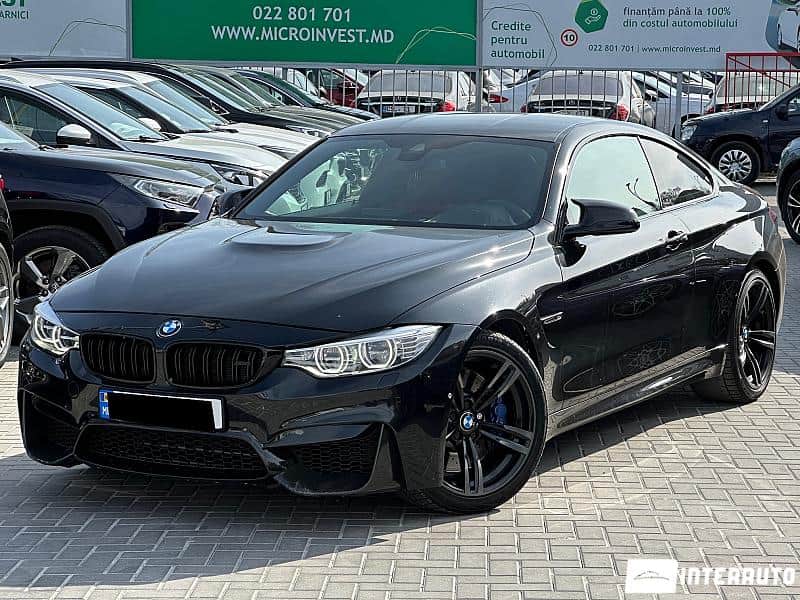BMW M4 2015