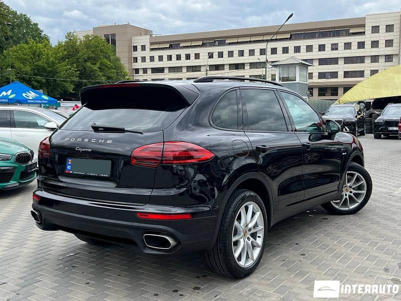 Porsche Cayenne 4