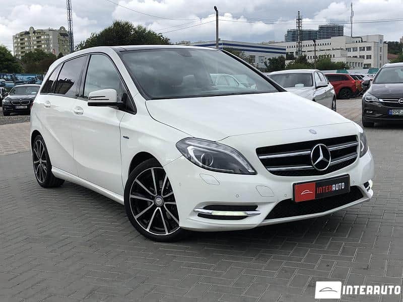 2012 Mercedes B 180 — Foto 1
