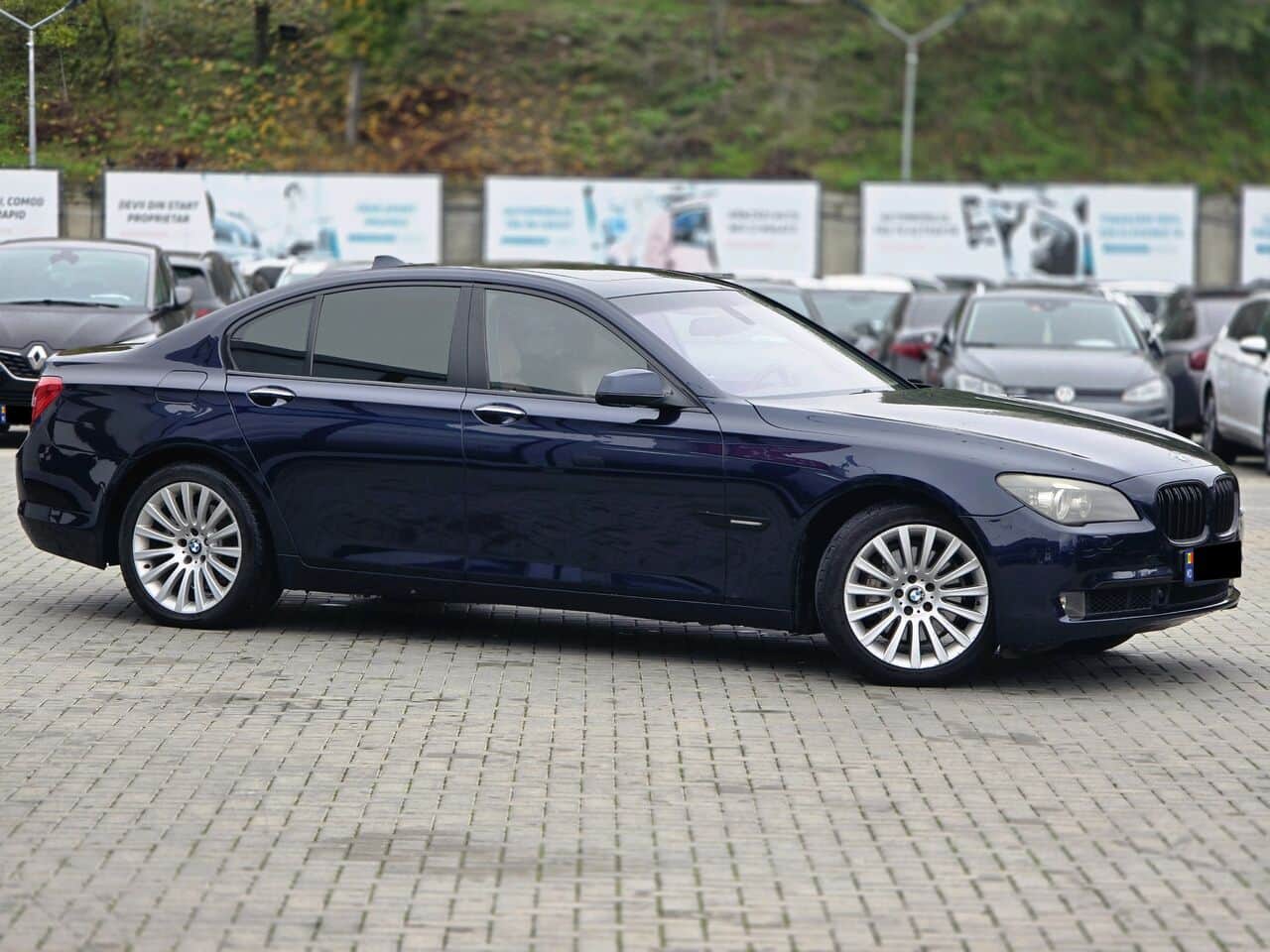 2010 BMW 740