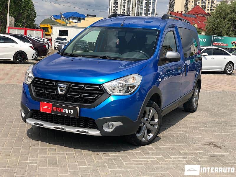2015 Dacia Dokker Stepway — Foto 1