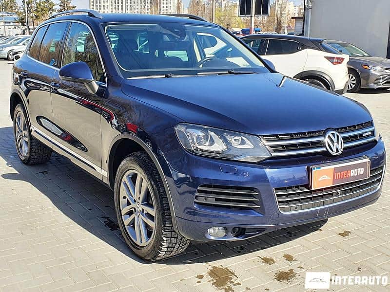 2010 Volkswagen Touareg — Foto 1