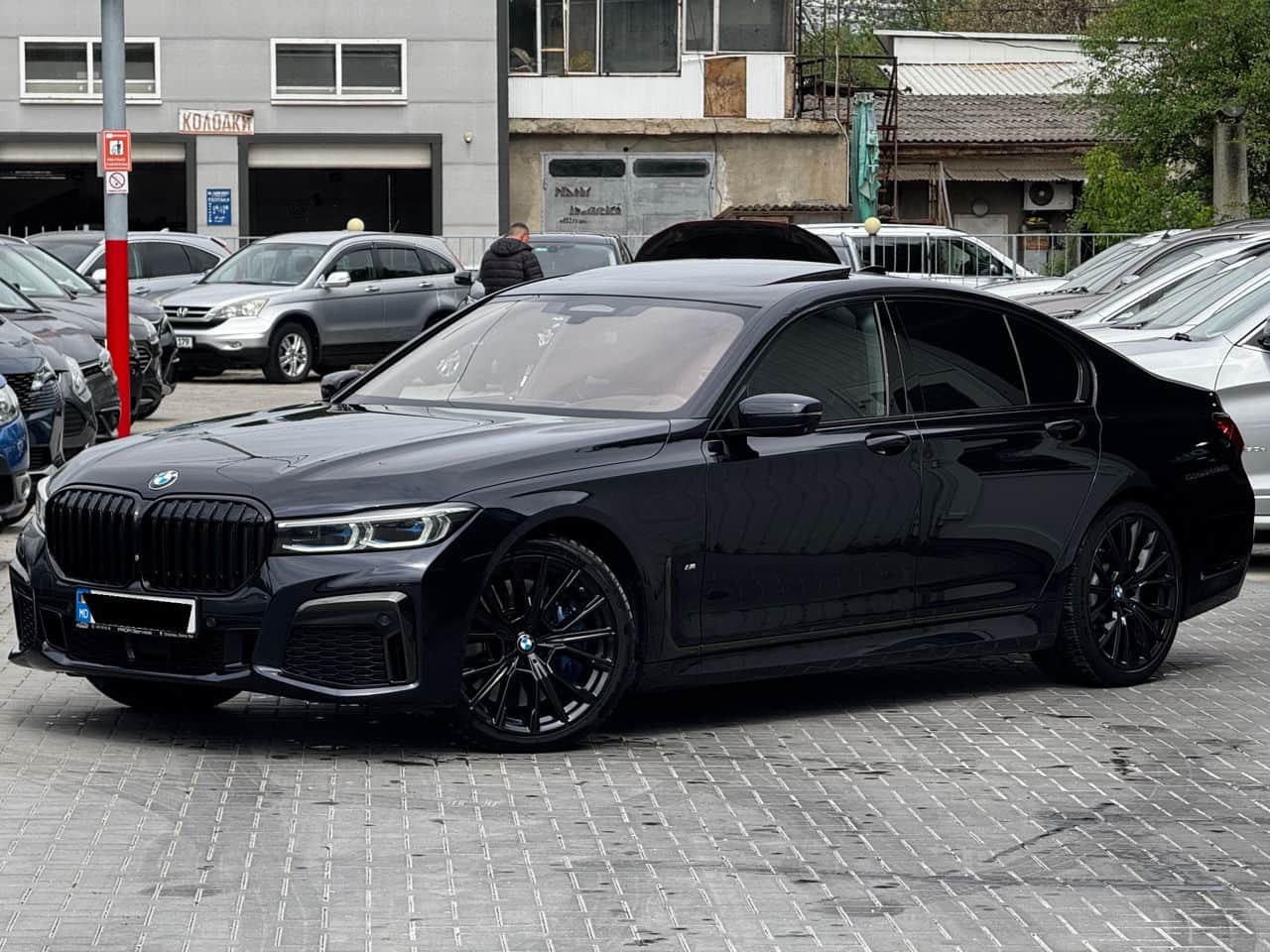 BMW 730 2019