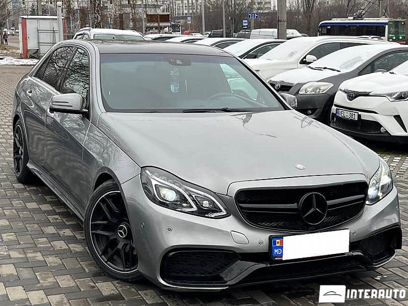 2013 Mercedes E 300h — Foto 1