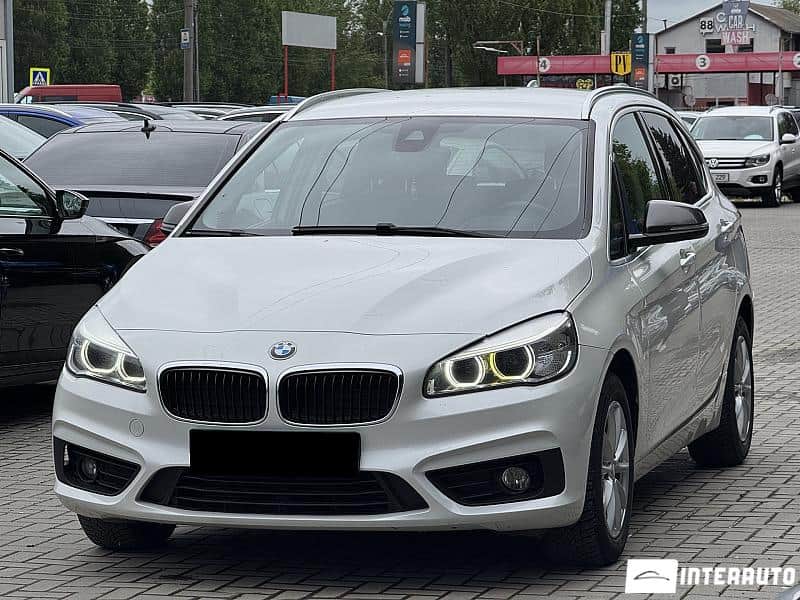 BMW 216d 2016