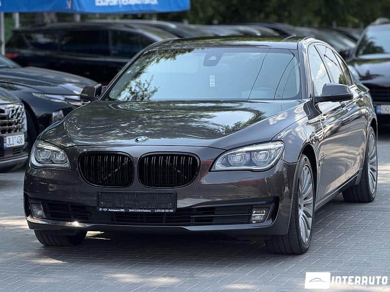 BMW 740 2012