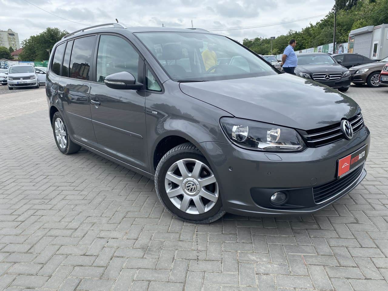 Volkswagen Touran 2014