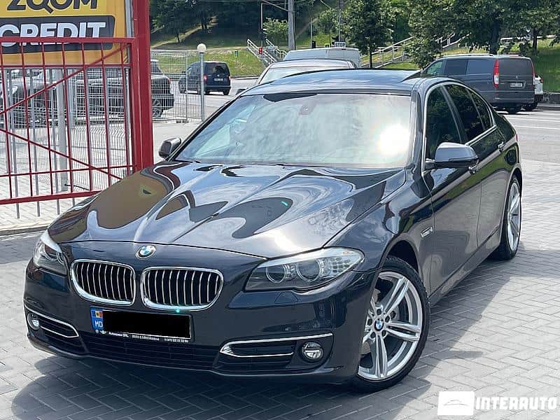 2011 BMW 528 — Foto 1