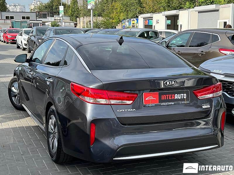 Kia Optima 4