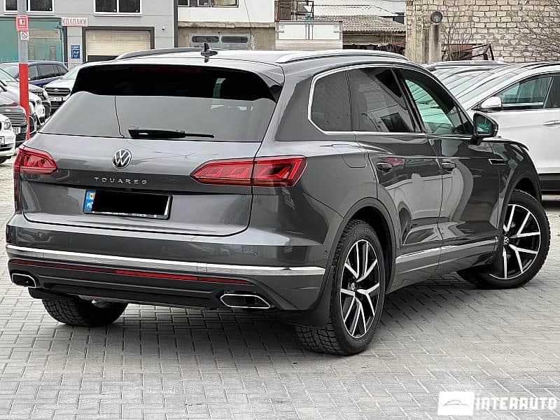 Volkswagen Touareg 2
