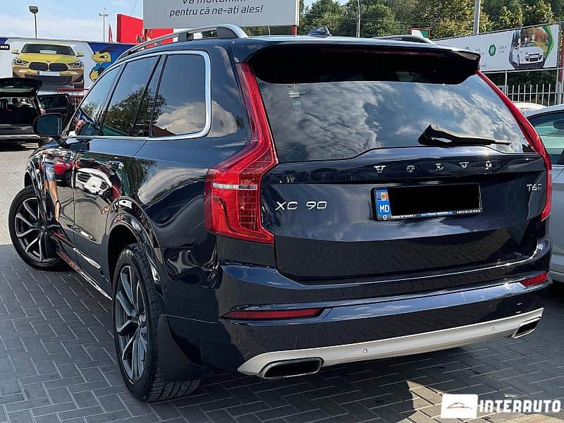 Volvo XC 90 4