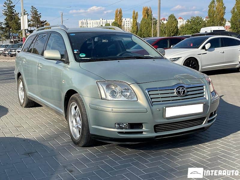 Toyota Avensis 4