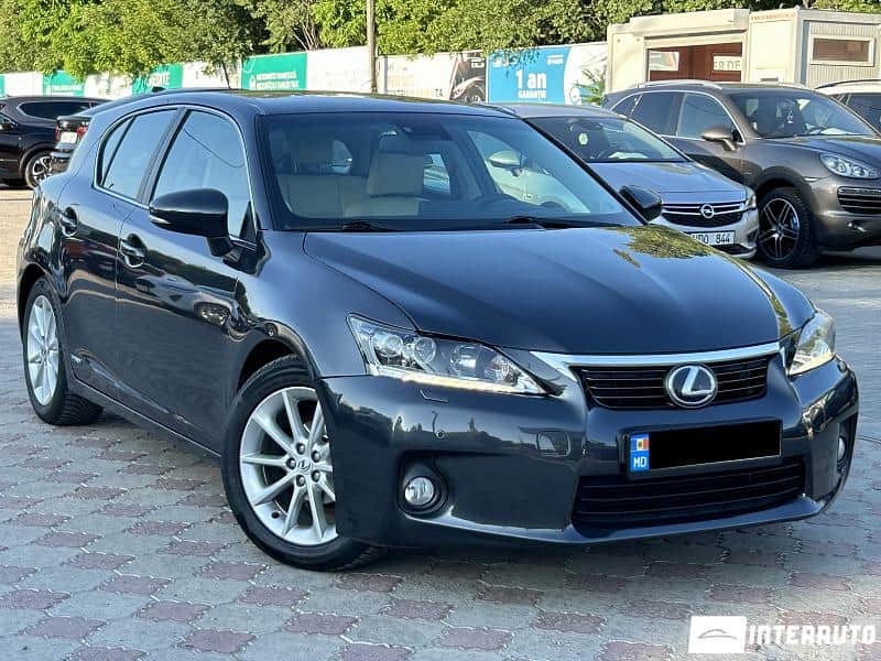 Lexus CT 200h 4