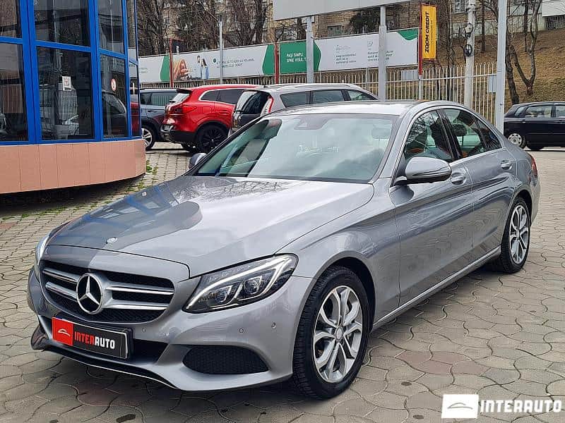 2015 Mercedes C 350e — Foto 1