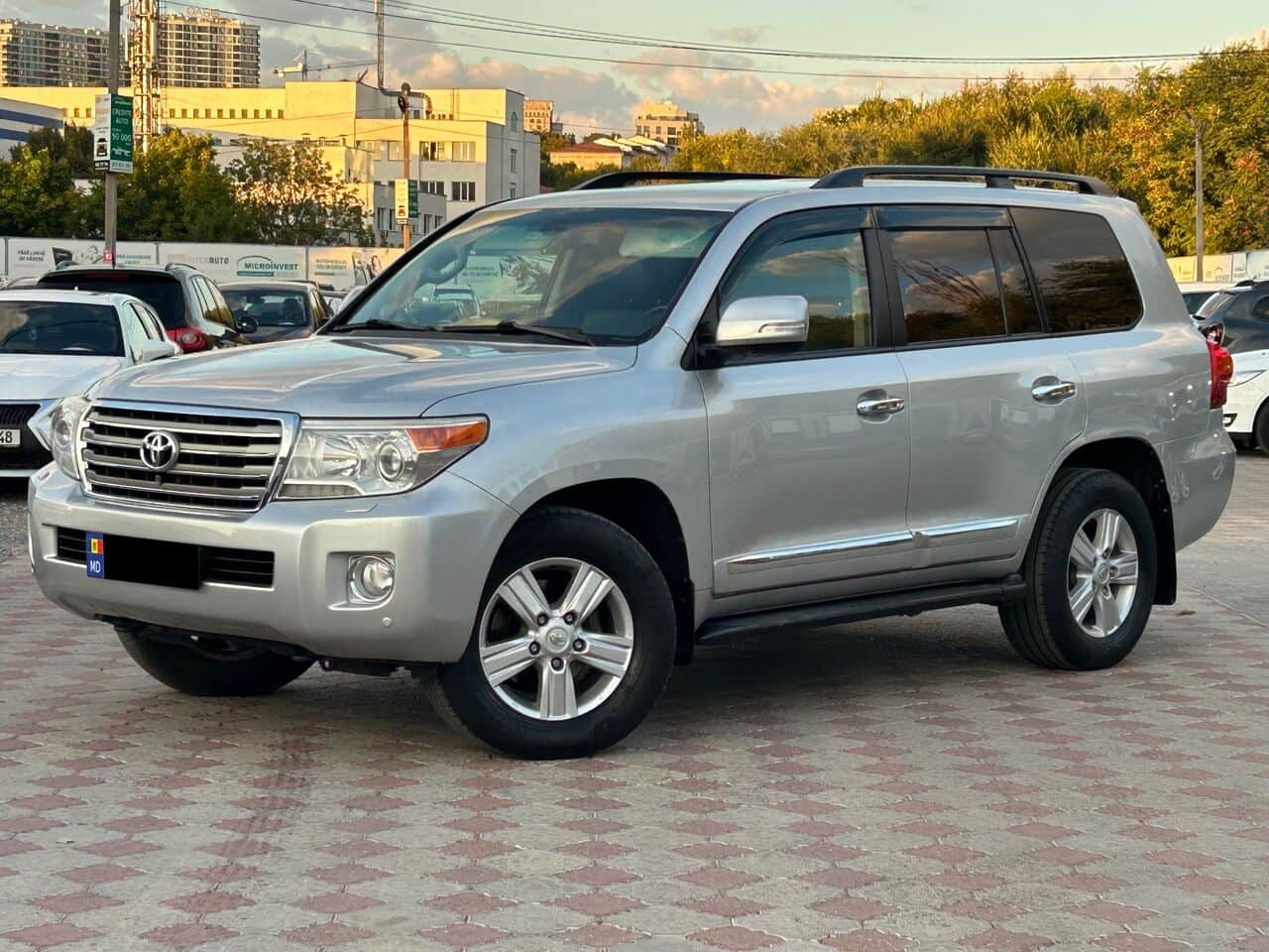 2013 Toyota Land Cruiser