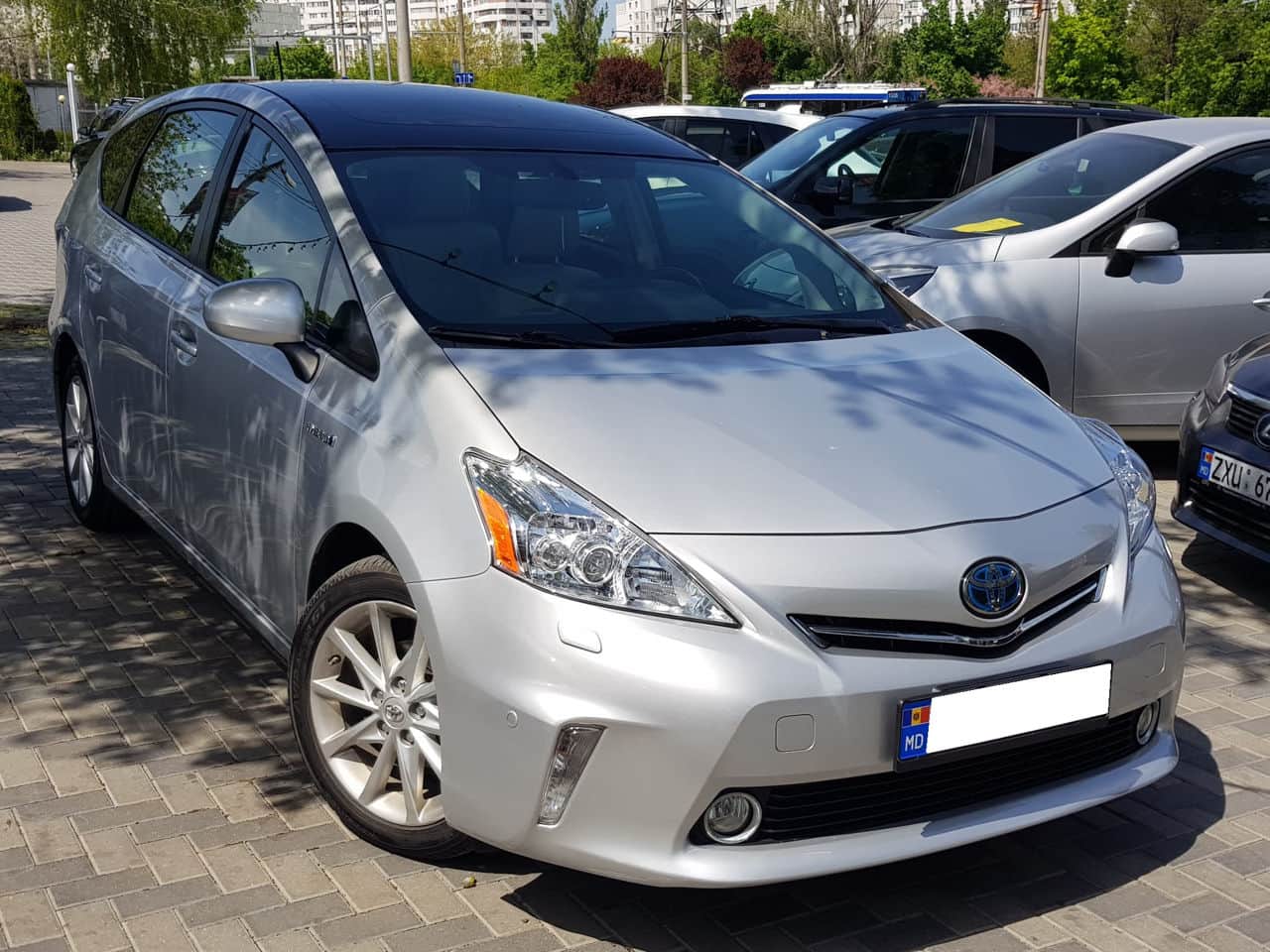 Toyota Prius Plus / V 2014