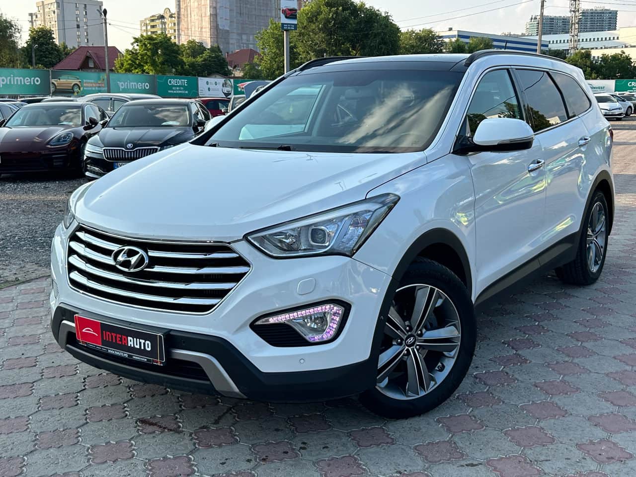Hyundai Grand Santa Fe 2016