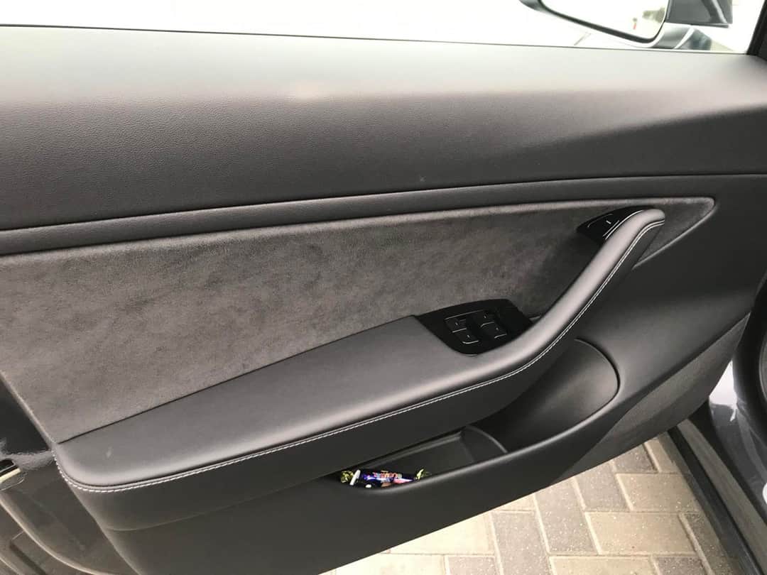 Tesla Model 3 5