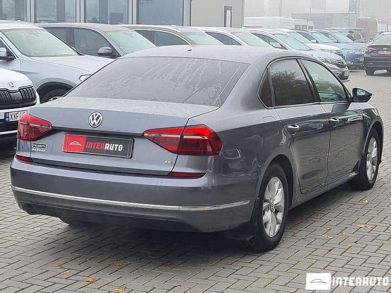 Volkswagen Passat 2
