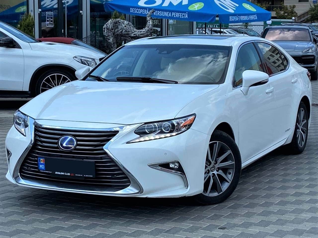 Lexus ES 300h 2016