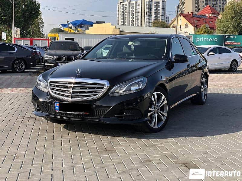 2015 Mercedes E 200 — Foto 1