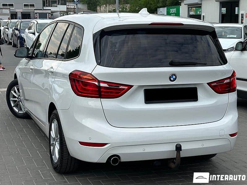 BMW 216d 3