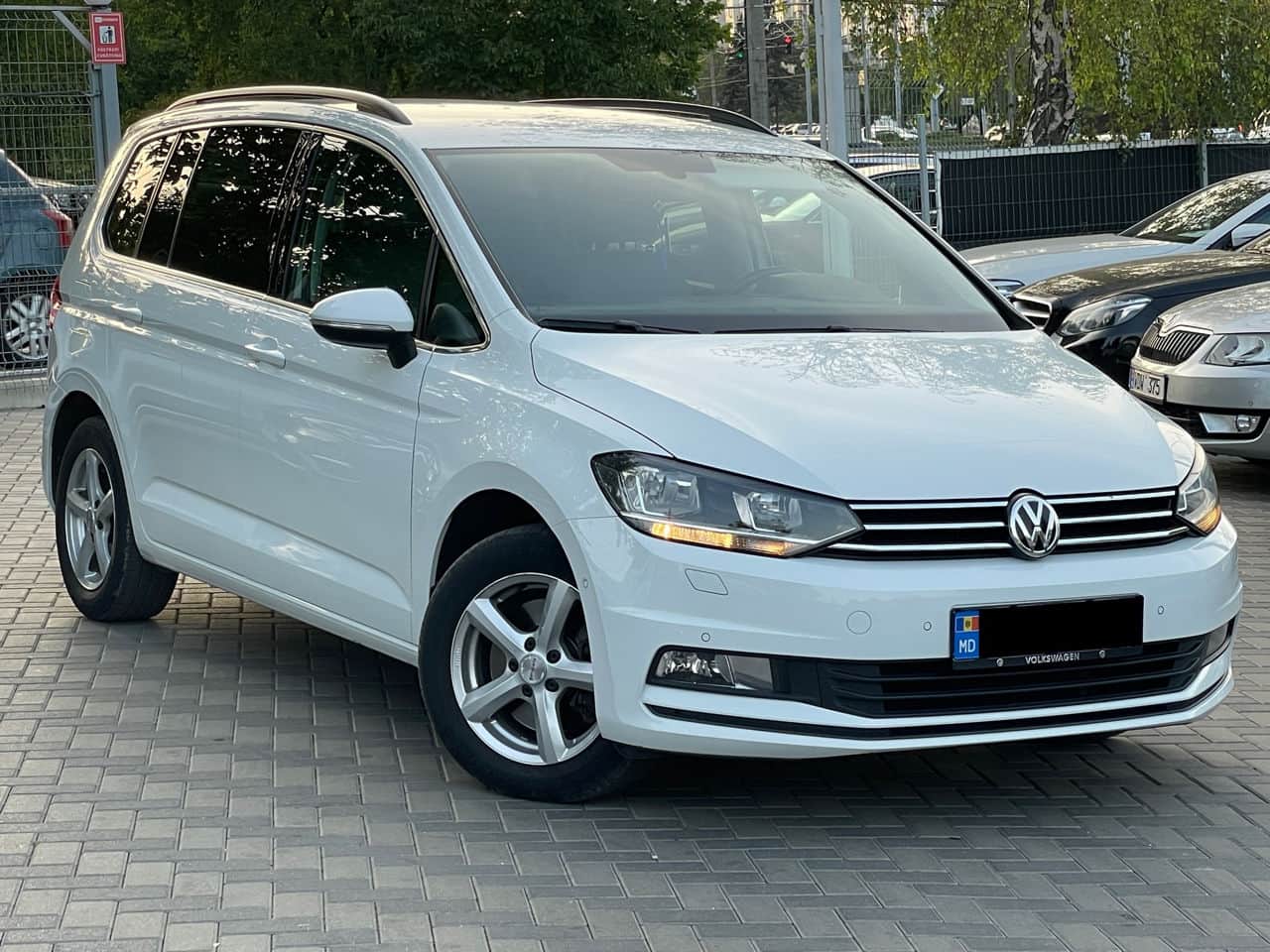 Volkswagen Touran 2016