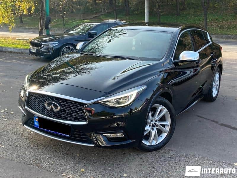 2018 Infiniti Q30 — Foto 1