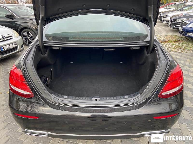 Mercedes E 220 5