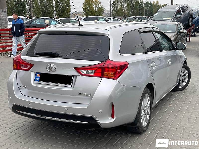 Toyota Auris 4