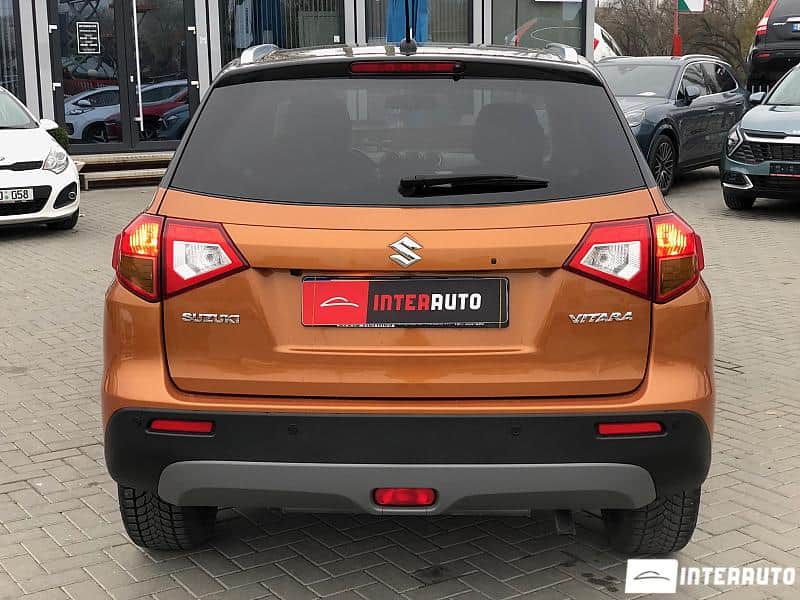 Suzuki Vitara 5