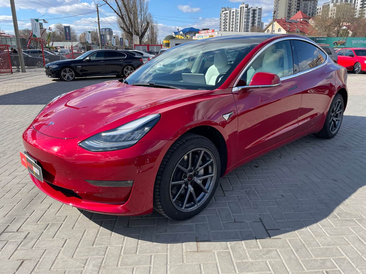 Tesla Model 3 2020