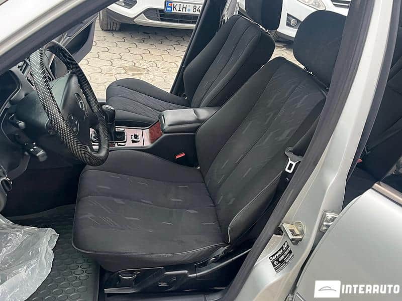 Mercedes E 200 5