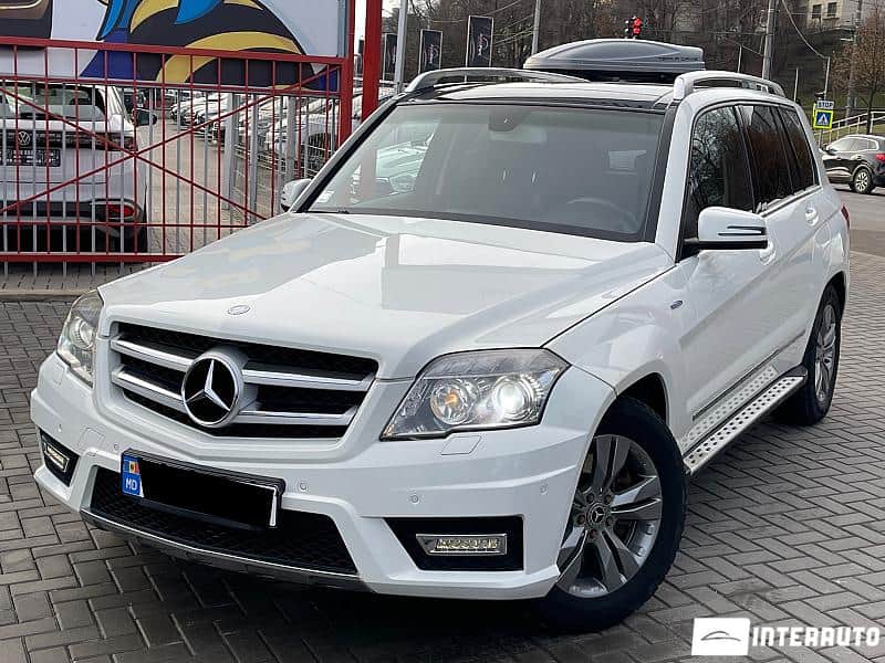 2010 Mercedes GLK 220 — Foto 1