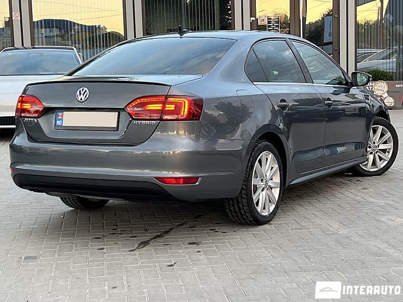 Volkswagen Jetta 2