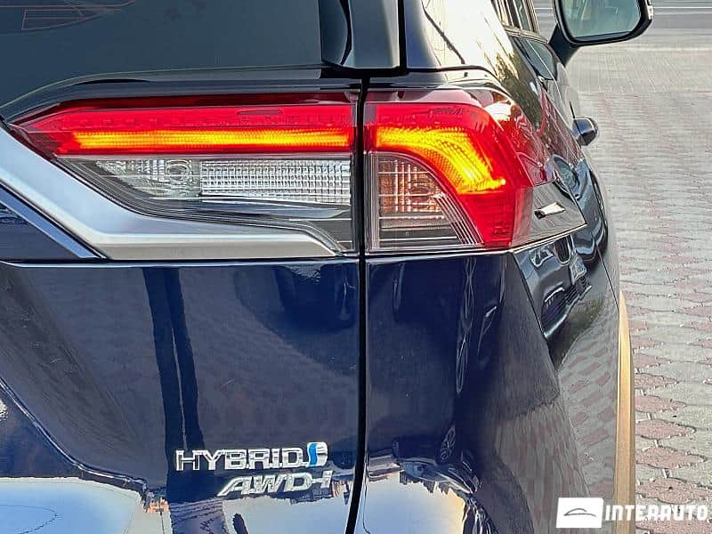 Toyota Rav-4 5