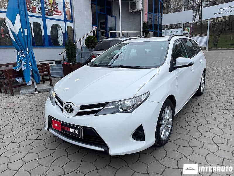 2013 Toyota Auris — Foto 1