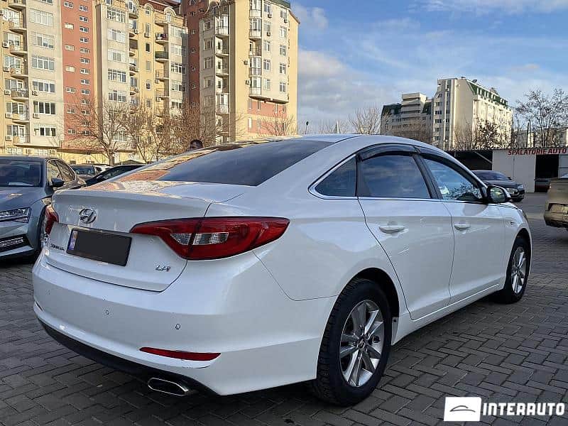 Hyundai Sonata 3