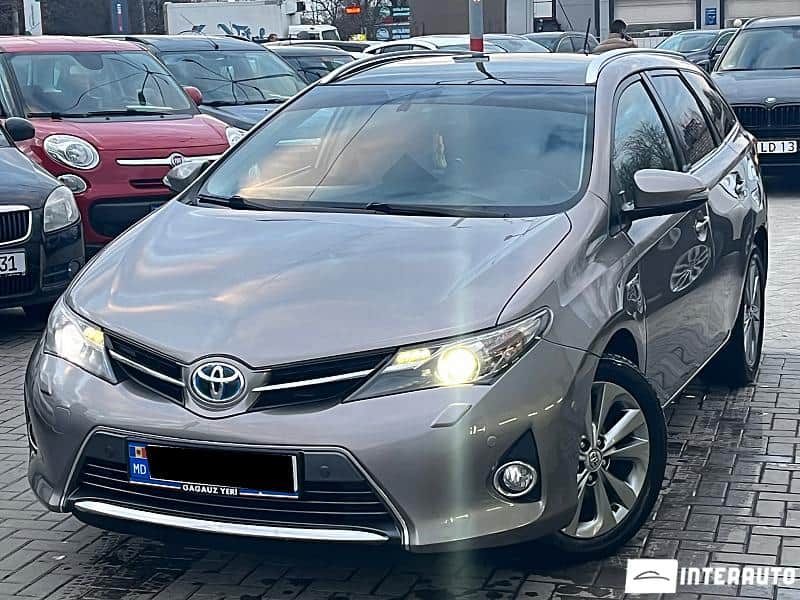 2014 Toyota Auris — Foto 1
