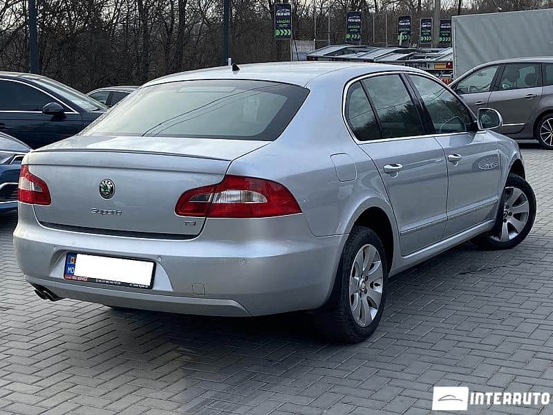 Skoda Superb 2