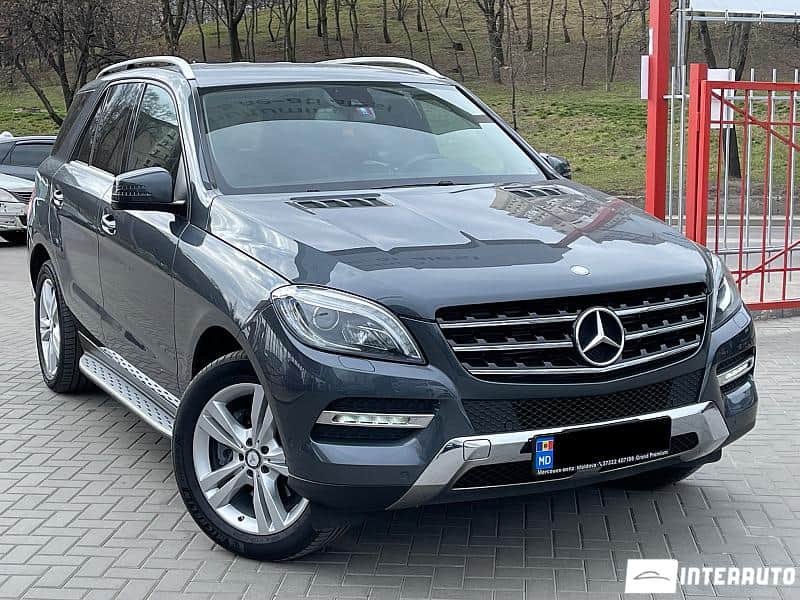 2015 Mercedes ML 250 — Foto 1