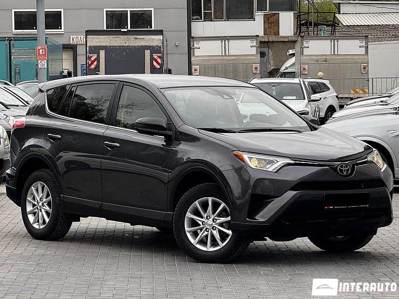 2018 Toyota Rav-4 — Foto 1