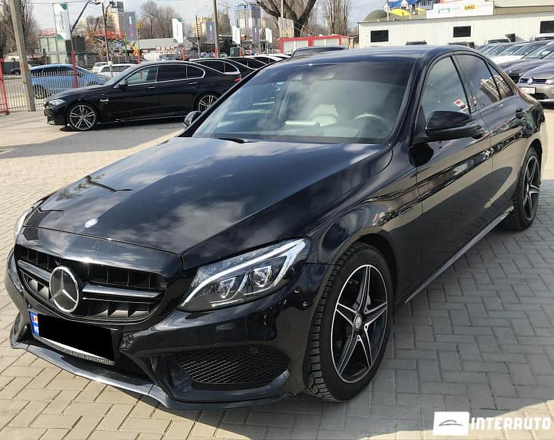 2016 Mercedes C 220 — Foto 1
