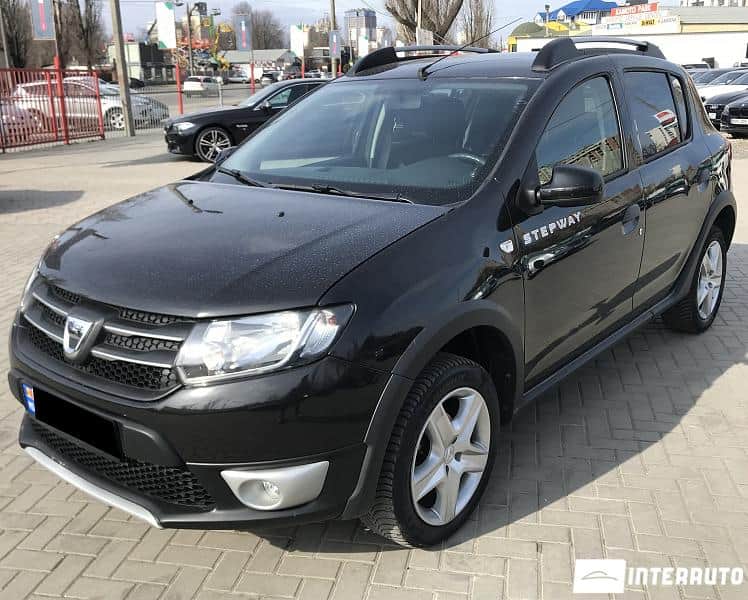 2015 Dacia Sandero Stepway — Foto 1