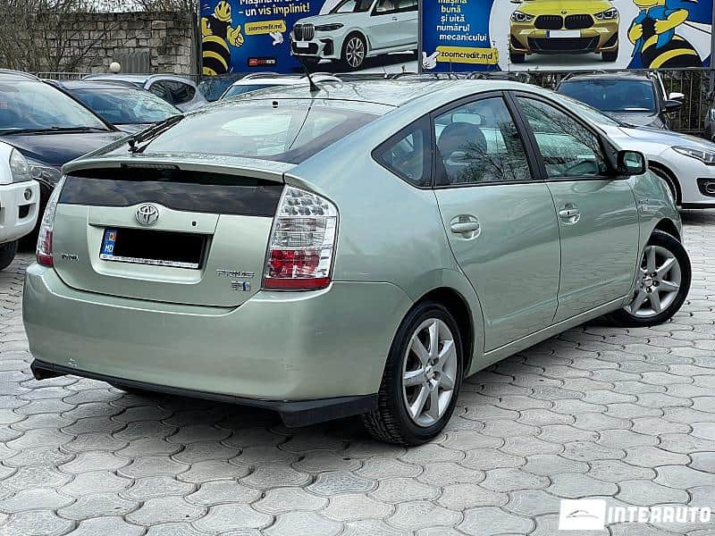 Toyota Prius 2