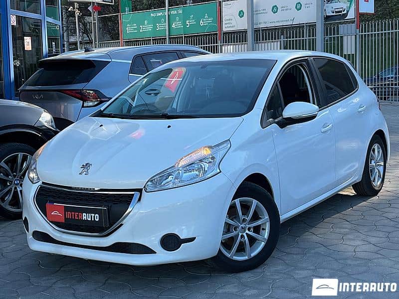 2015 Peugeot 208 — Foto 1