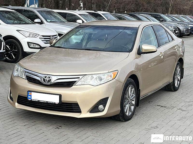 2012 Toyota Camry — Foto 1