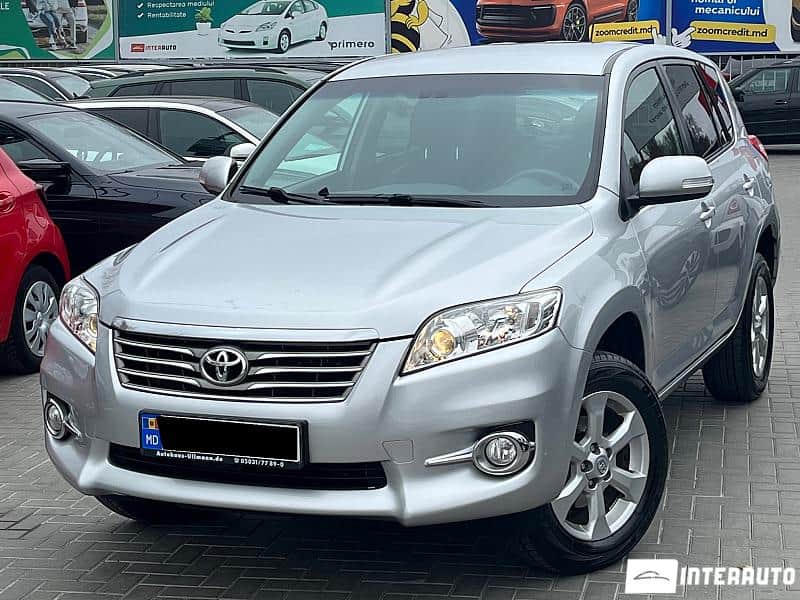 2011 Toyota Rav-4 — Foto 1